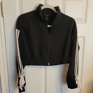 Black Zip-Up  Cropped Jacket with White Stripes
